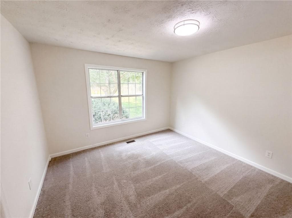 3 bedroom, 2 bathroom, 1,466 sq ft single family residence for sale at 1179 Horsley Mill Road, Carrollton, GA 30116 — photo 8