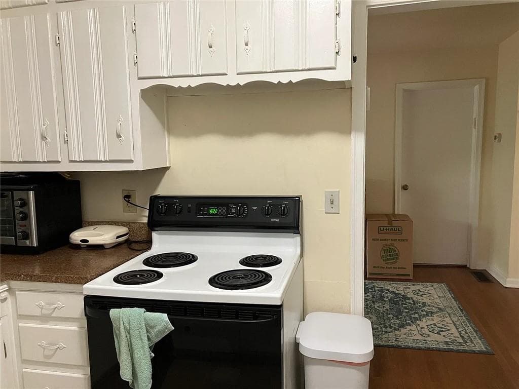 3 bedroom, 2 bathroom, 1,546 sq ft single family residence for rent at 1216 Biltmore Drive, Atlanta, GA 30329 for $2,500 a month — photo 2