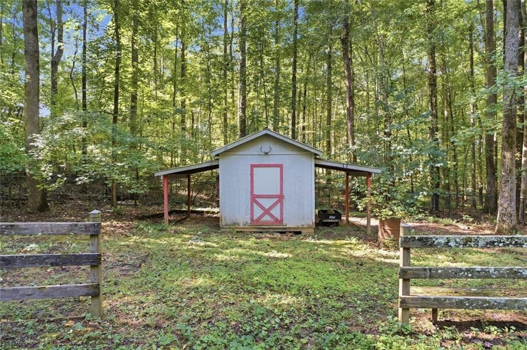 3 bedroom, 2 bathroom, 1,800 sq ft single family residence under contract at 3460 High Shoals Road, Dallas, GA 30132 — photo 2