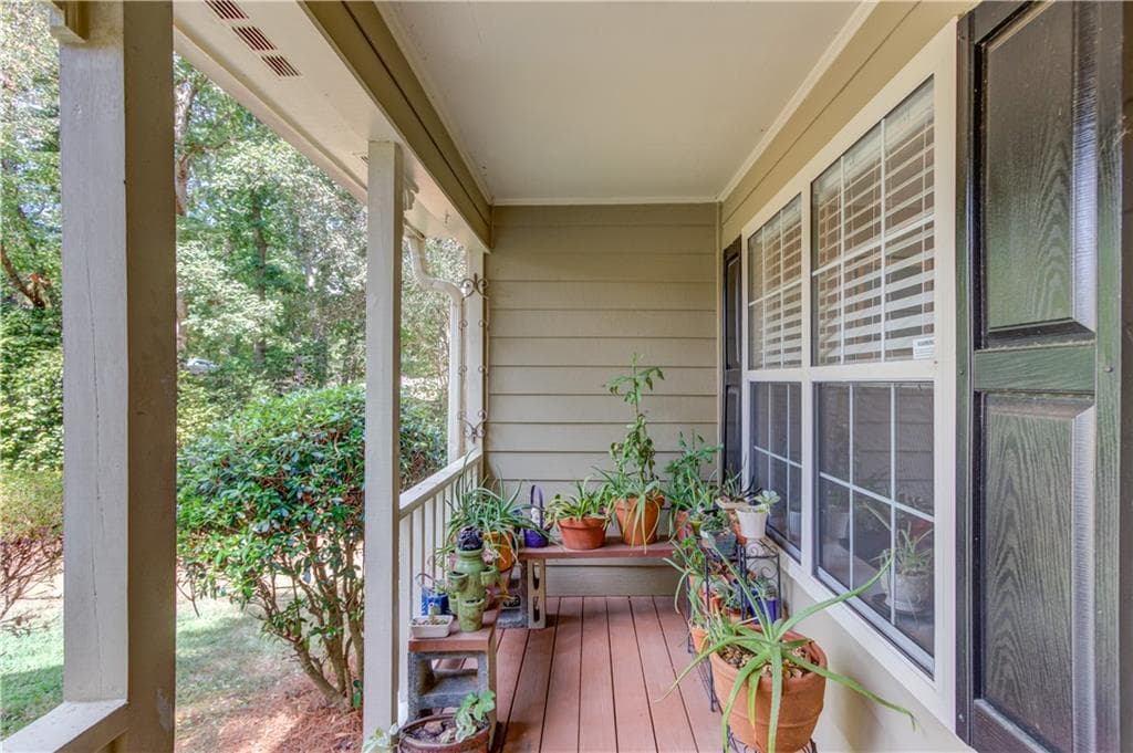 4 bedroom, 2 bathroom, 2,900 sq ft single family residence for sale at 3244 Holly Stand Court, Loganville, GA 30052 — photo 5