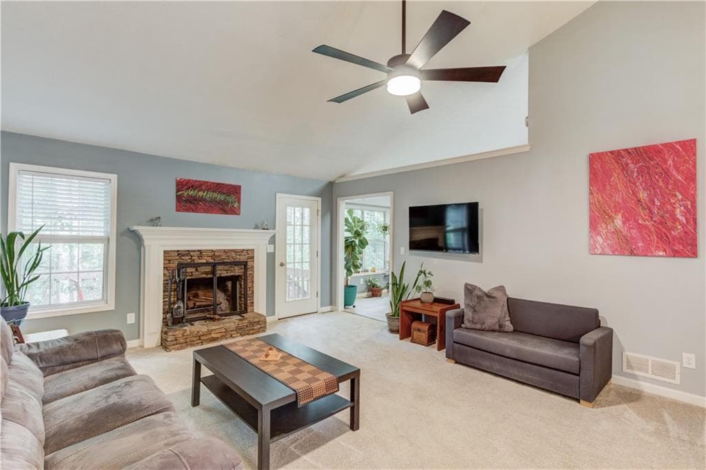 4 bedroom, 2 bathroom, 2,900 sq ft single family residence for sale at 3244 Holly Stand Court, Loganville, GA 30052 — photo 7