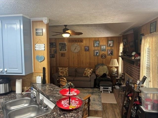 4 bedroom, 3 bathroom, 2,298 sq ft single family residence for sale at 317 Crosswalk Drive, Auburn, GA 30011 — photo 9