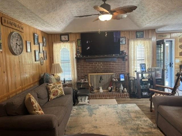 4 bedroom, 3 bathroom, 2,298 sq ft single family residence for sale at 317 Crosswalk Drive, Auburn, GA 30011 — photo 10
