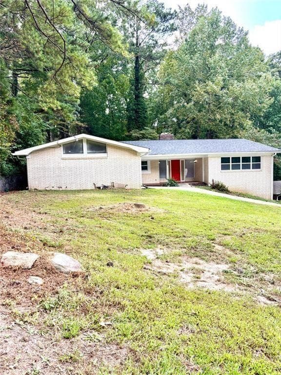 6 bedroom, 3 bathroom, 4,650 sq ft single family residence for sale at 2924 HANDY Drive, Atlanta, GA 30318 — photo 3