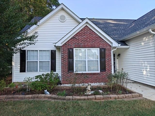 4 bedroom, 2 bathroom, 1,675 sq ft single family residence for sale at 2250 Boone Place, Snellville, GA 30078 — photo 3