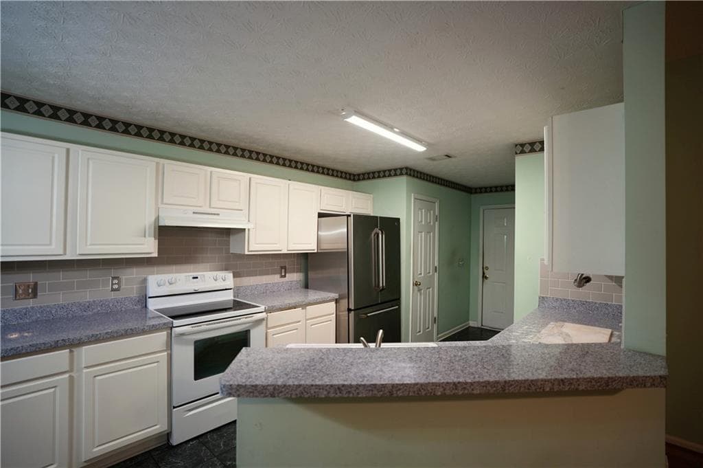 4 bedroom, 2 bathroom, 1,675 sq ft single family residence for sale at 2250 Boone Place, Snellville, GA 30078 — photo 10