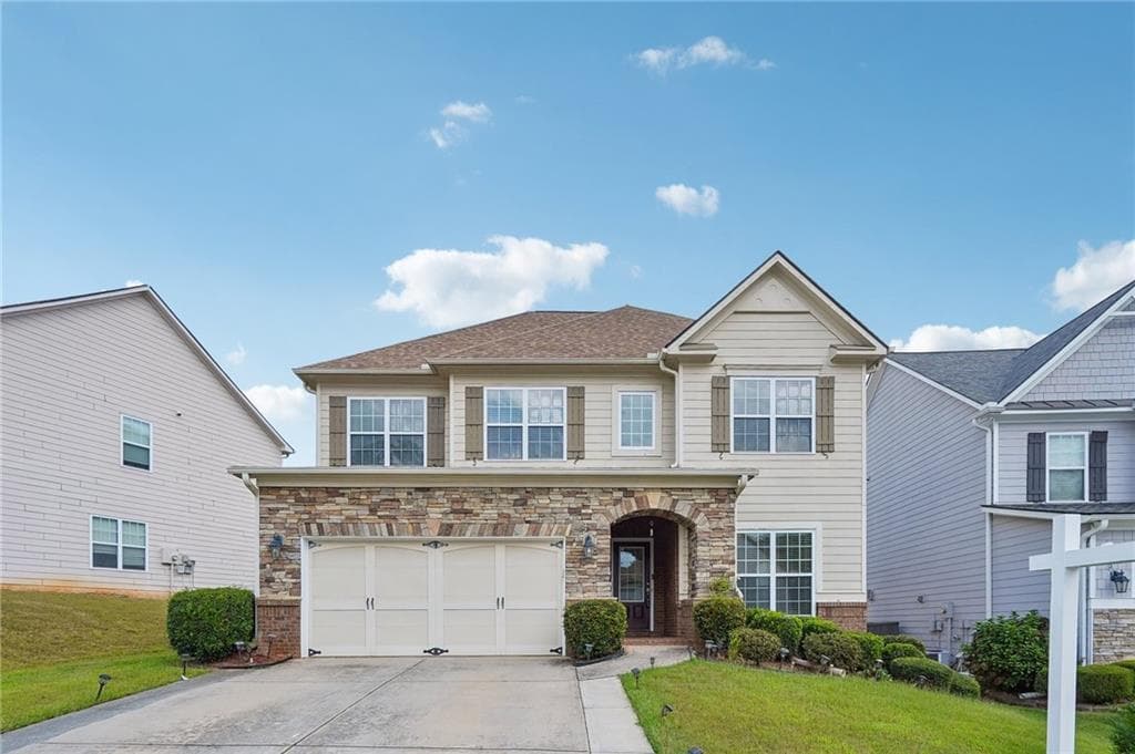 4 bedroom, 4 bathroom, 2,631 sq ft single family residence for sale at 5525 Princeton Run Trail, Tucker, GA 30084