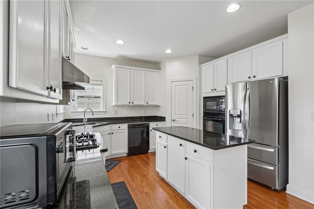 4 bedroom, 4 bathroom, 2,631 sq ft single family residence for sale at 5525 Princeton Run Trail, Tucker, GA 30084 — photo 9