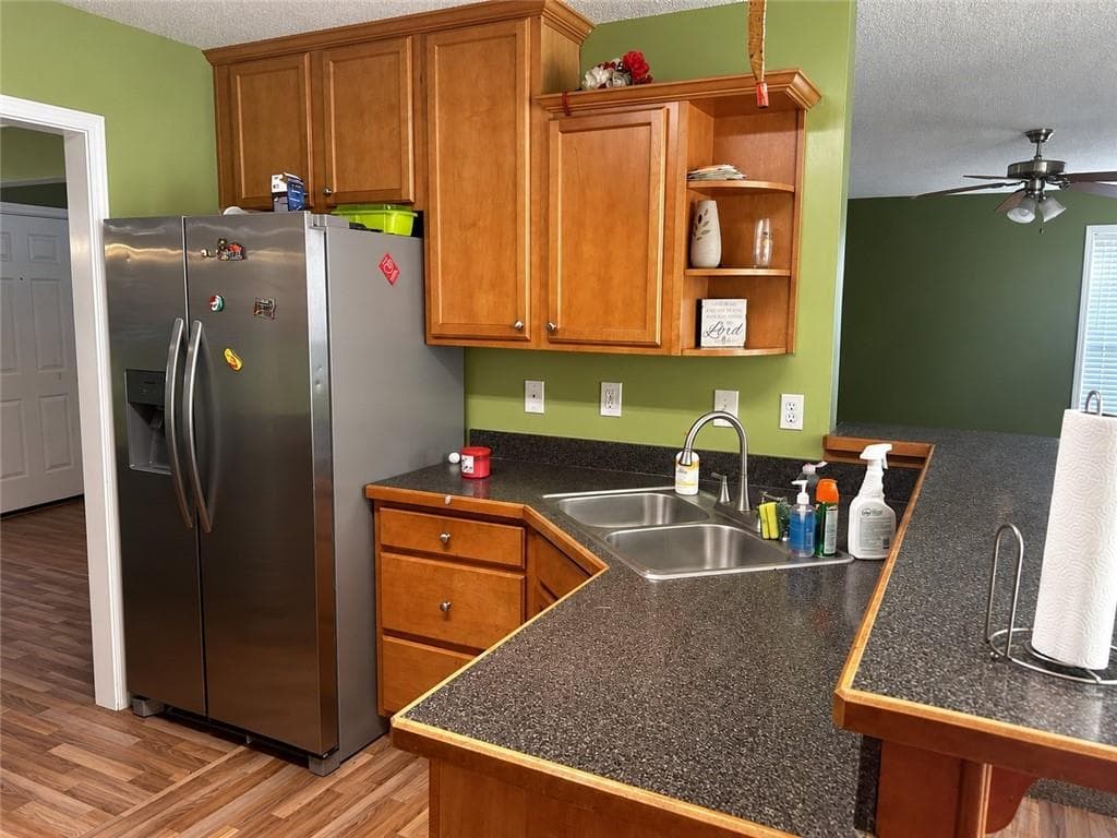 4 bedroom, 3 bathroom, 2,020 sq ft single family residence for sale at 1393 Amaryllis Way, Riverdale, GA 30296 — photo 8