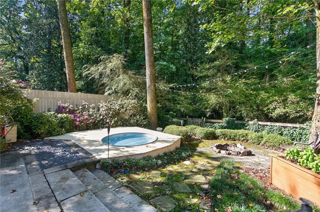 5 bedroom, 3 bathroom, 1,813 sq ft single family residence for sale at 1631 Tryon Road, Atlanta, GA 30319 — photo 6