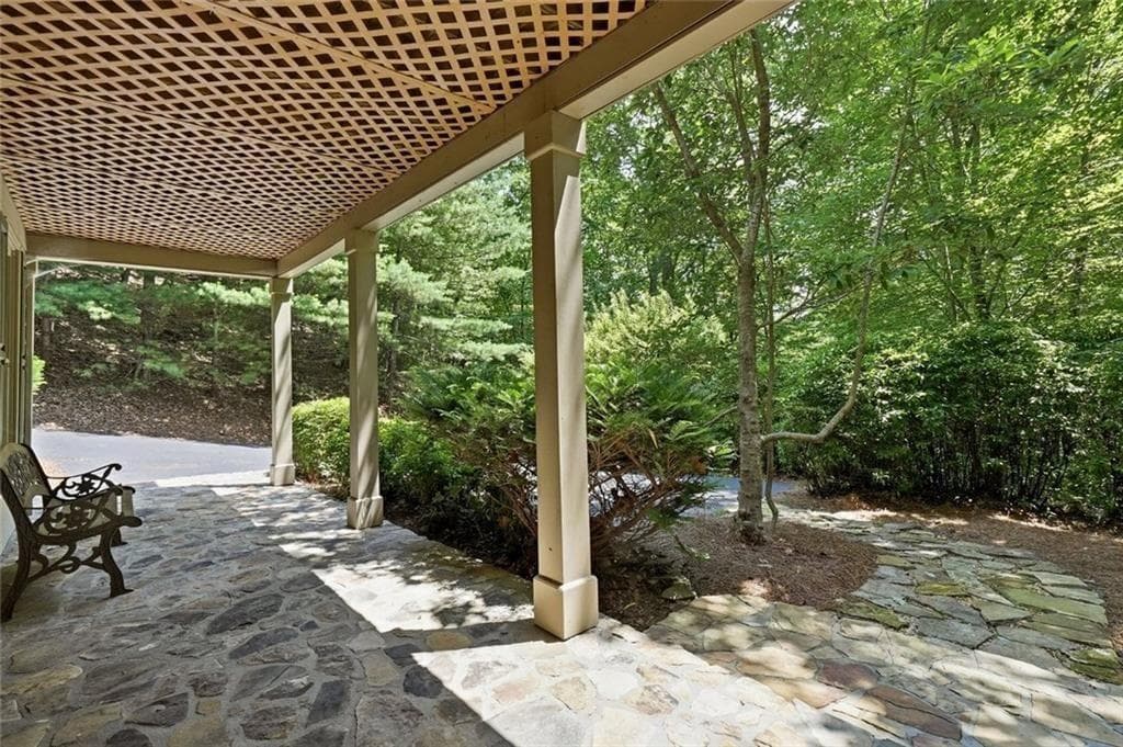 4 bedroom, 5 bathroom, 4,044 sq ft single family residence for sale at 1121 Woodland Trace, Jasper, GA 30143 — photo 5