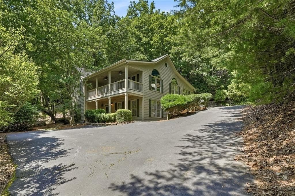 4 bedroom, 5 bathroom, 4,044 sq ft single family residence for sale at 1121 Woodland Trace, Jasper, GA 30143 — photo 7