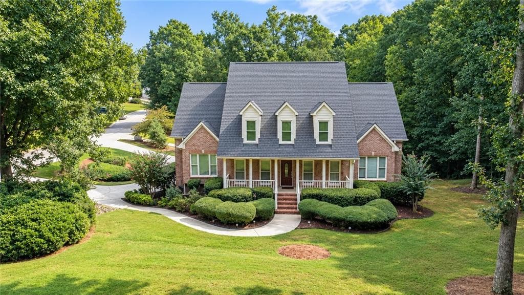 5 bedroom, 4 bathroom, 3,930 sq ft single family residence for sale at 935 Woodland Brook, Mcdonough, GA 30253 — photo 4