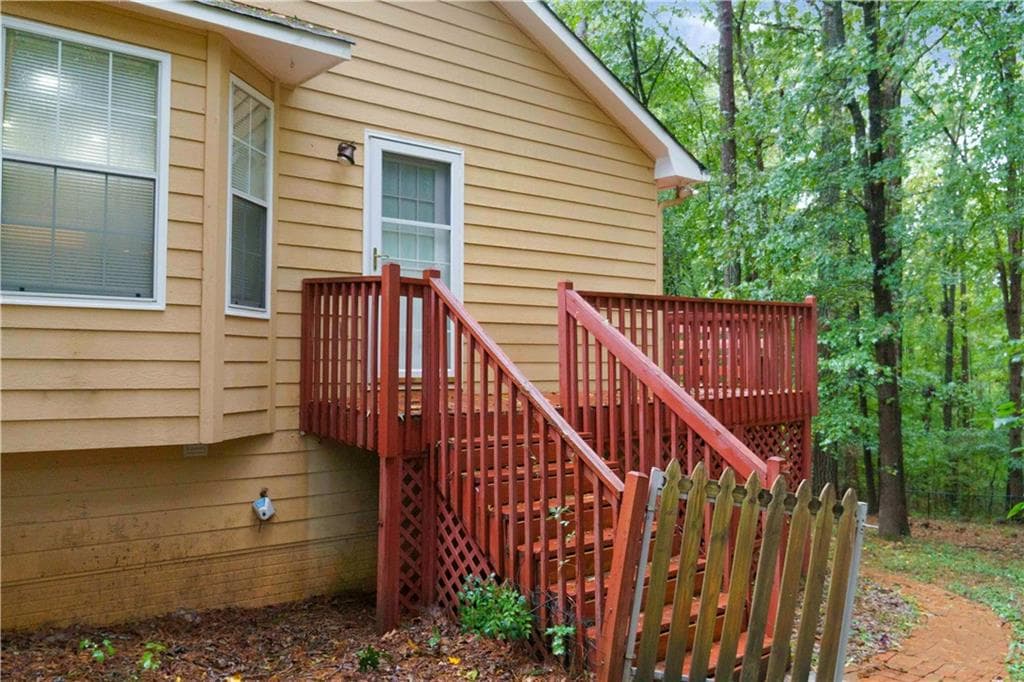 3 bedroom, 4 bathroom, 1,828 sq ft single family residence under contract at 201 Cotton Court, Stockbridge, GA 30281 — photo 7