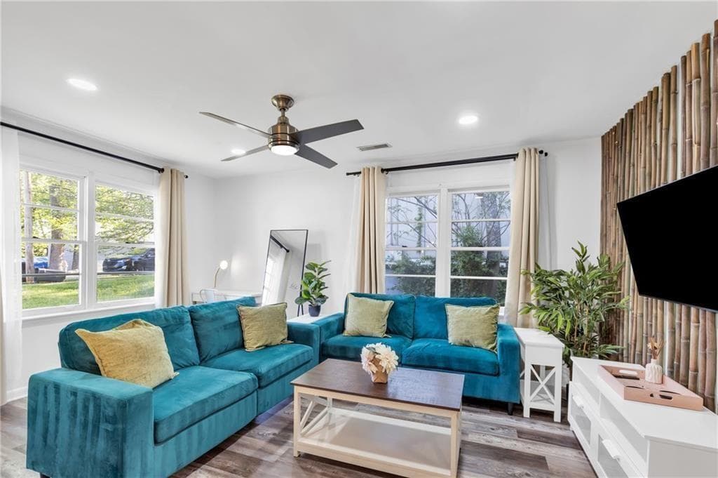 duplex for sale at 1452 Mercer Avenue, College Park, GA 30337 — photo 6