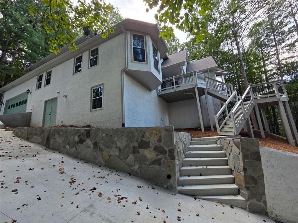 4 bedroom, 6 bathroom, 4,218 sq ft single family residence for sale at 8765 Mount Rushmore Drive, Johns Creek, GA 30022 — photo 4
