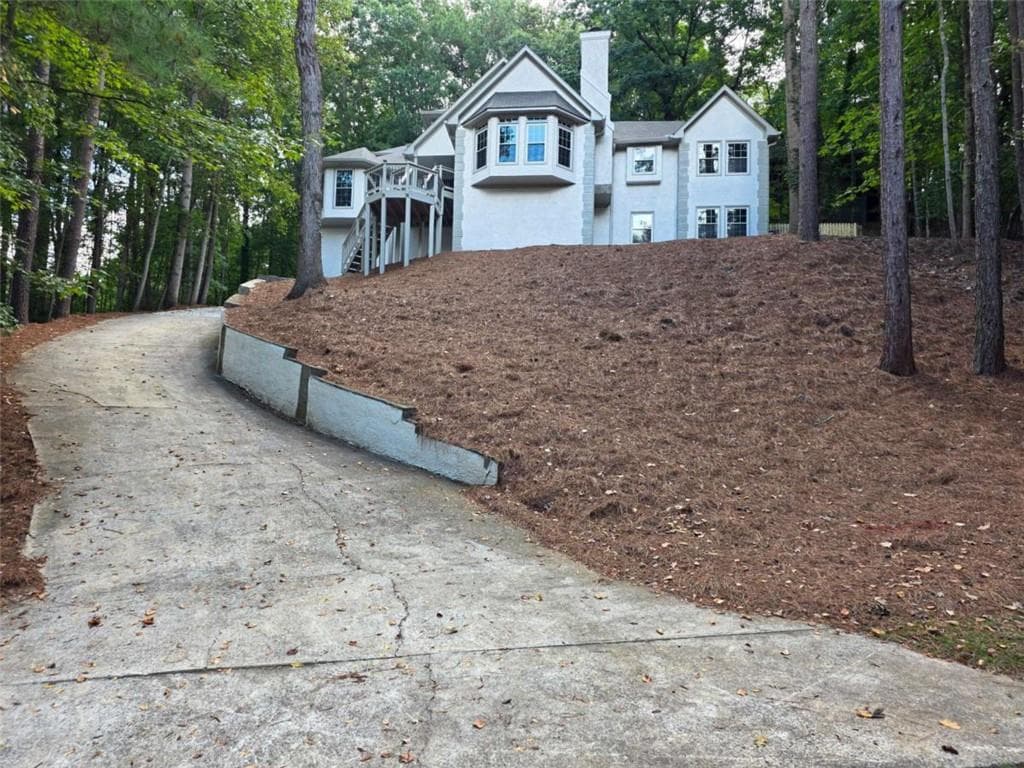 4 bedroom, 6 bathroom, 4,218 sq ft single family residence for sale at 8765 Mount Rushmore Drive, Johns Creek, GA 30022 — photo 5
