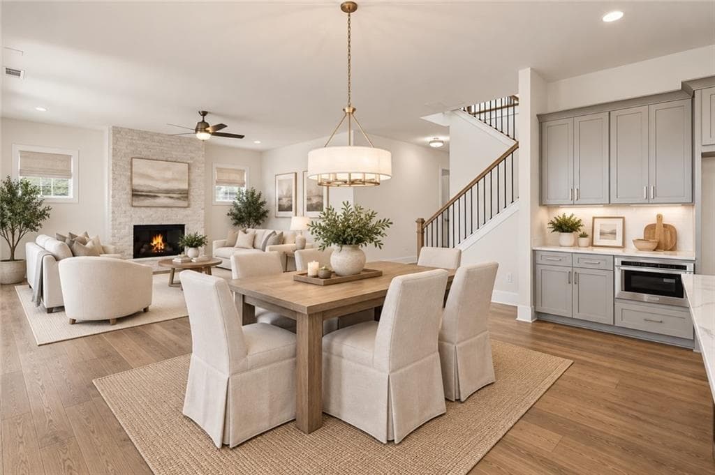 5 bedroom, 4 bathroom, 3,211 sq ft single family residence under contract at 3021 Sunset Pass, Canton, GA 30114 — photo 4