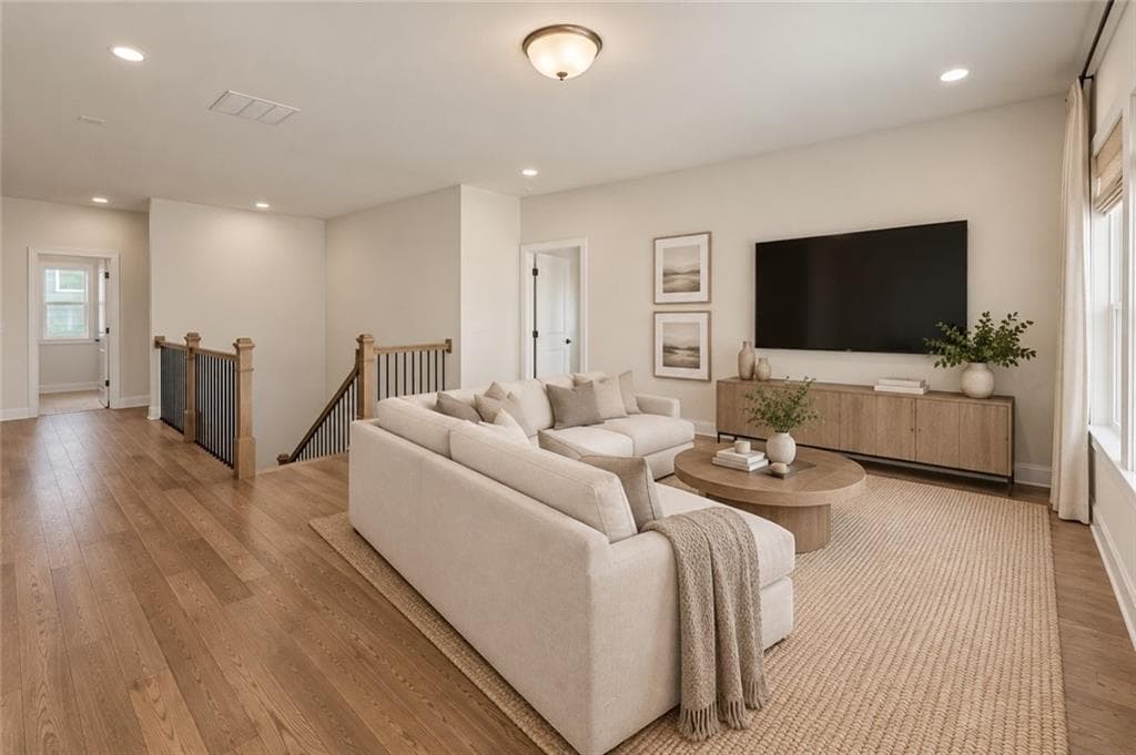 5 bedroom, 4 bathroom, 3,211 sq ft single family residence under contract at 3021 Sunset Pass, Canton, GA 30114 — photo 9