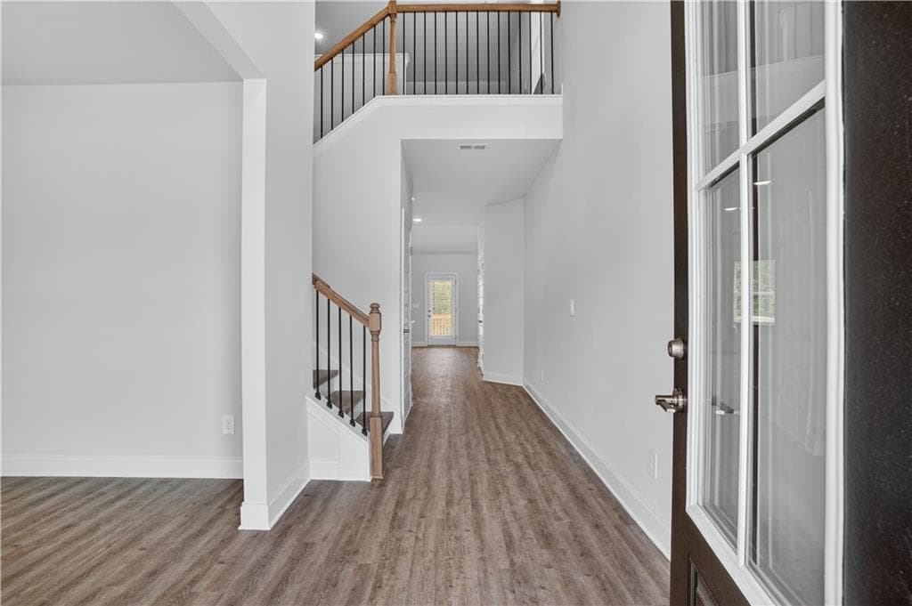 4 bedroom, 3 bathroom, 2,443 sq ft single family residence for sale at 5090 Tower View Trail, Snellville, GA 30039 — photo 3