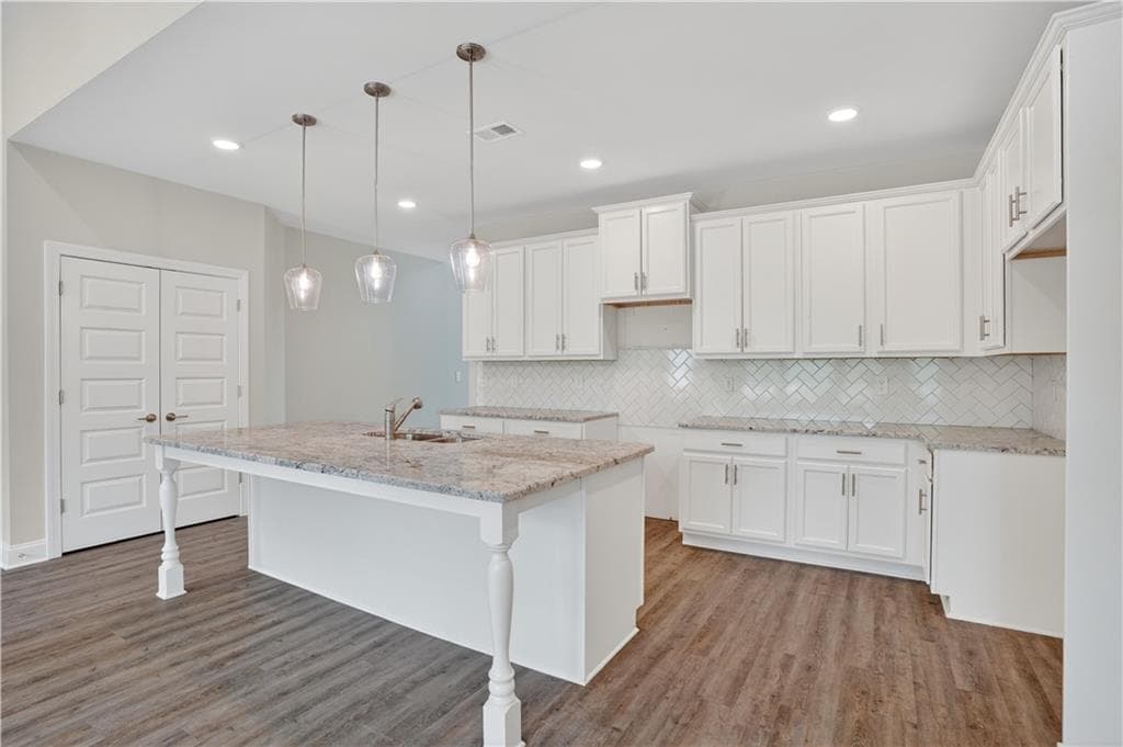 4 bedroom, 3 bathroom, 2,443 sq ft single family residence for sale at 5090 Tower View Trail, Snellville, GA 30039 — photo 9