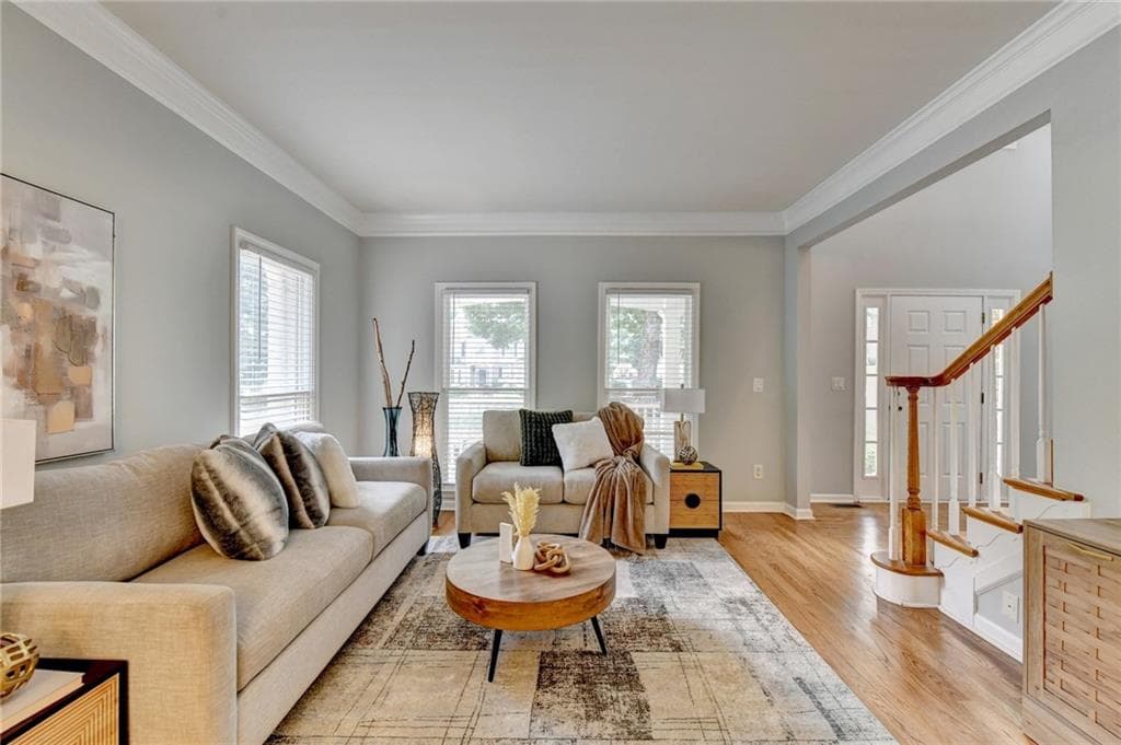 6 bedroom, 4 bathroom, 4,790 sq ft single family residence for sale at 3545 Sentry View Trace, Suwanee, GA 30024 — photo 8