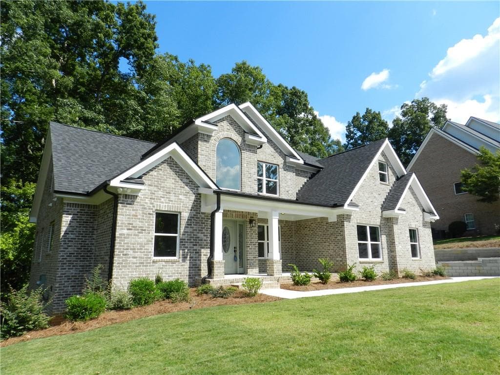 5 bedroom, 5 bathroom, 3,265 sq ft single family residence for sale at 4120 Alayna Lee Circle, Mcdonough, GA 30252 — photo 2