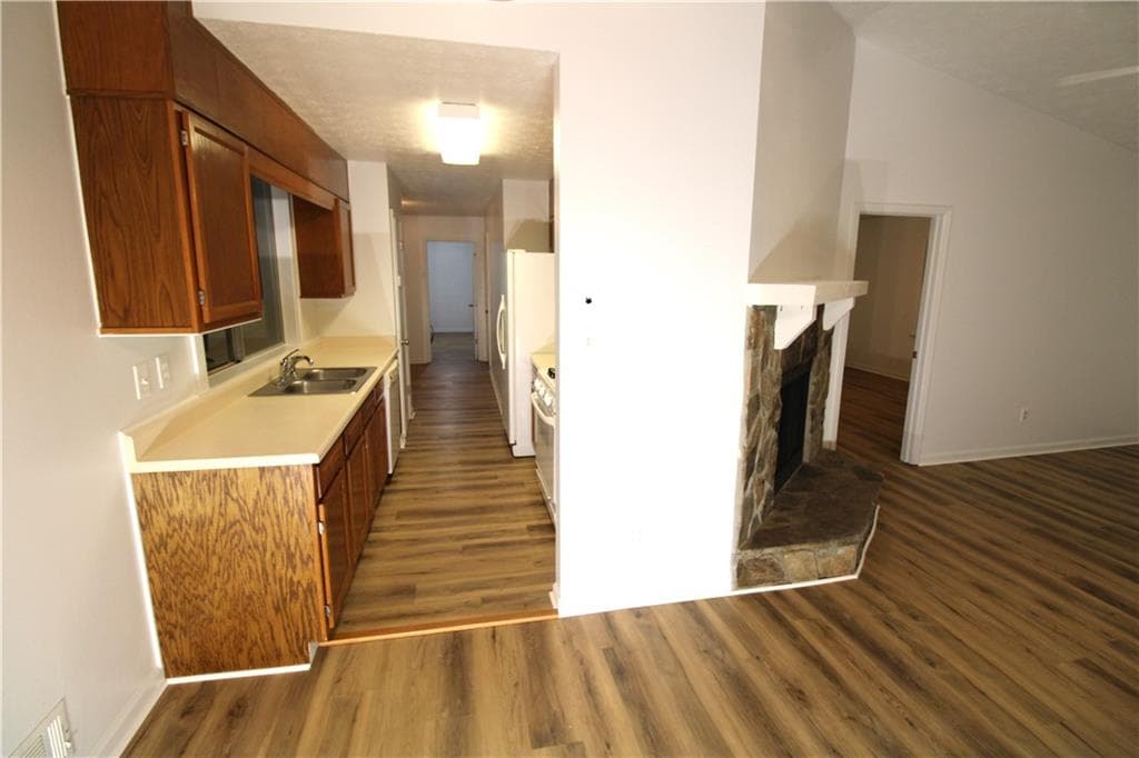 3 bedroom, 2 bathroom, 1,291 sq ft single family residence for rent at 1485 Scenic Highway, Snellville, GA 30078 for $1,600 a month — photo 7