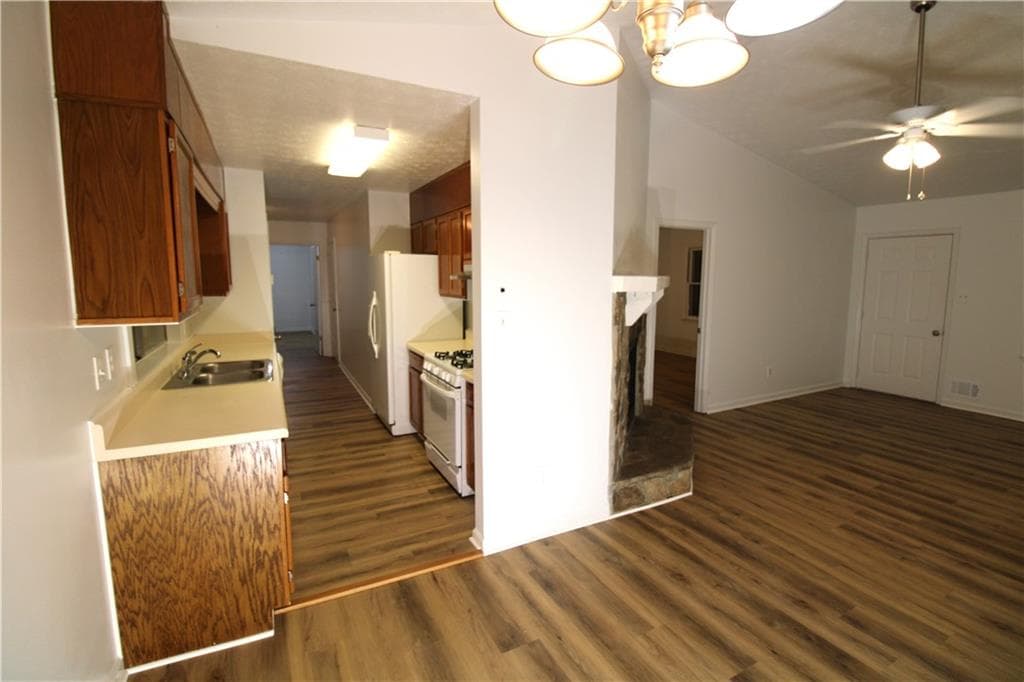3 bedroom, 2 bathroom, 1,291 sq ft single family residence for rent at 1485 Scenic Highway, Snellville, GA 30078 for $1,600 a month — photo 8