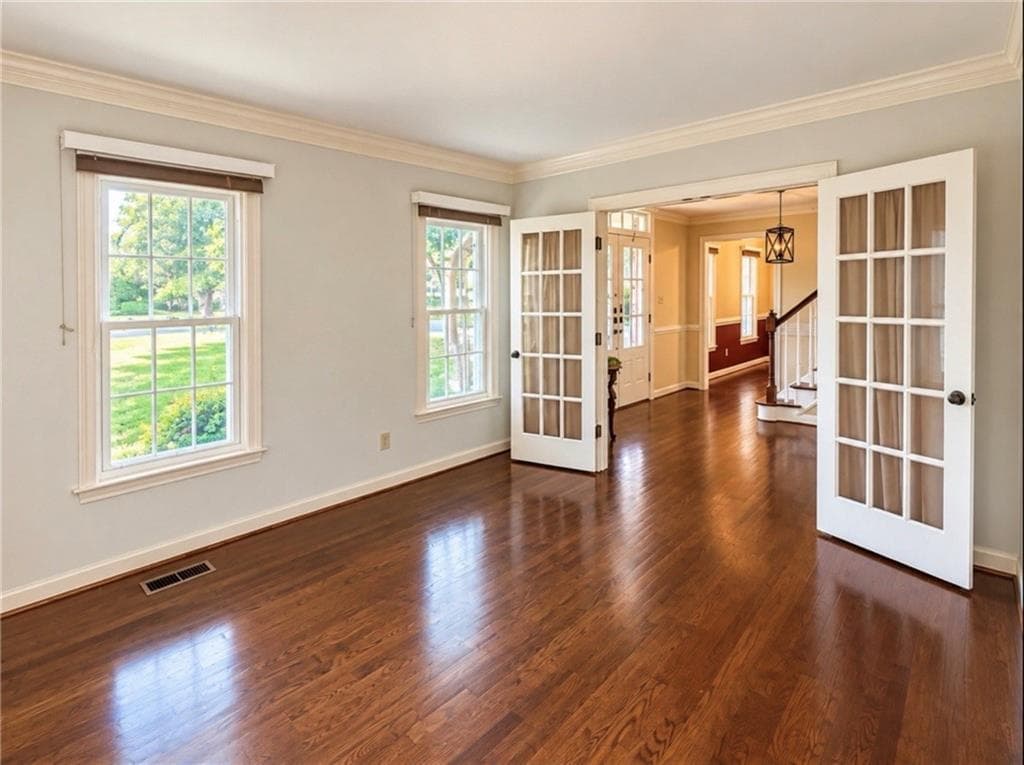 6 bedroom, 4 bathroom, 3,250 sq ft single family residence for sale at 3176 Country Club Court, Kennesaw, GA 30144 — photo 10