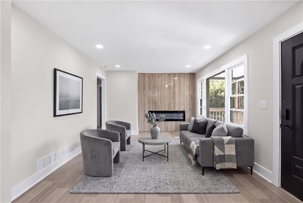 4 bedroom, 2 bathroom, 1,245 sq ft single family residence for sale at 340 Brooks Avenue, Atlanta, GA 30310 — photo 8