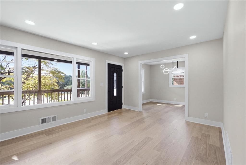 4 bedroom, 2 bathroom, 1,245 sq ft single family residence for sale at 340 Brooks Avenue, Atlanta, GA 30310 — photo 9
