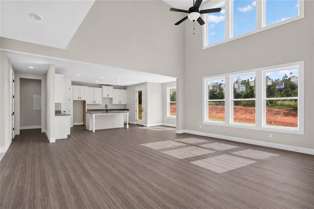4 bedroom, 4 bathroom, 2,817 sq ft single family residence for sale at 5091 Tower View Trail, Snellville, GA 30039 — photo 9