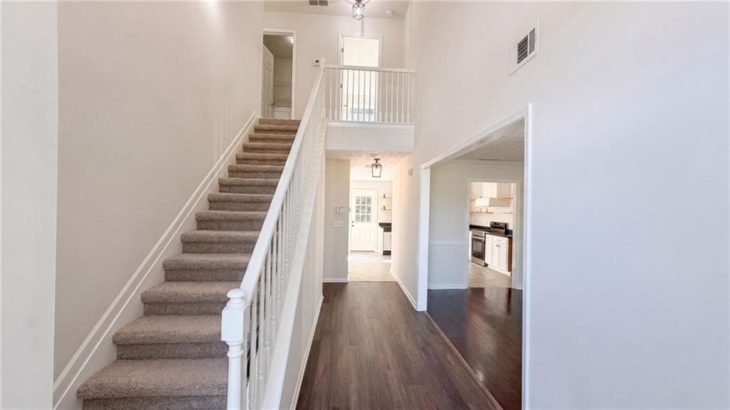 3 bedroom, 3 bathroom, 1,841 sq ft single family residence for sale at 1668 Bennett Drive, Mcdonough, GA 30253 — photo 7