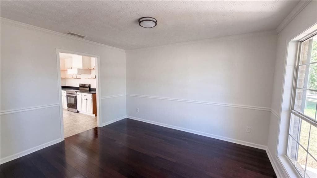 3 bedroom, 3 bathroom, 1,841 sq ft single family residence for sale at 1668 Bennett Drive, Mcdonough, GA 30253 — photo 8