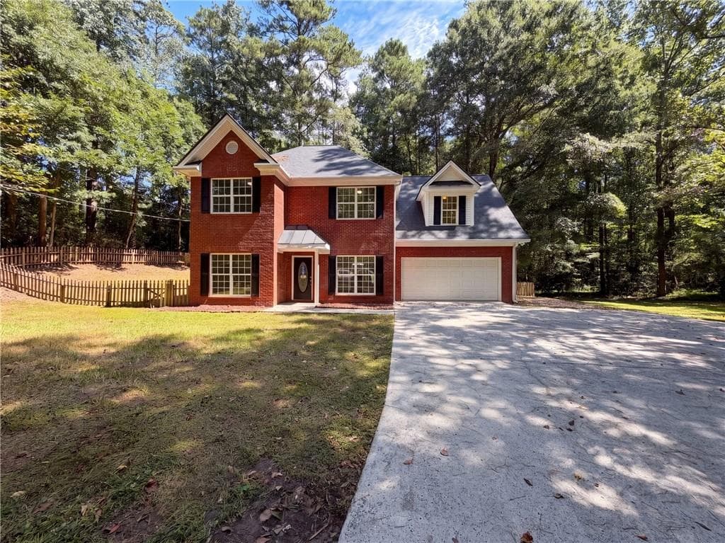 4 bedroom, 3 bathroom, 2,088 sq ft single family residence for sale at 275 Forrest Avenue, Fayetteville, GA 30214 — photo 1 of 24