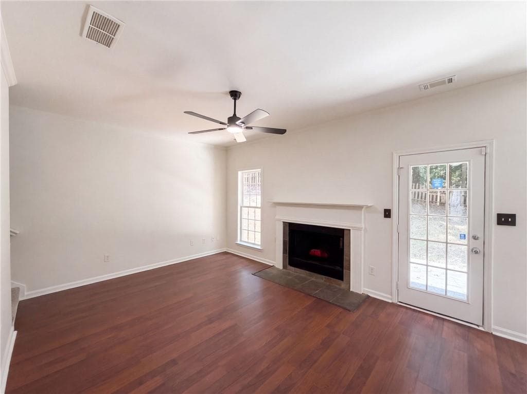 4 bedroom, 3 bathroom, 2,088 sq ft single family residence for sale at 275 Forrest Avenue, Fayetteville, GA 30214 — photo 7