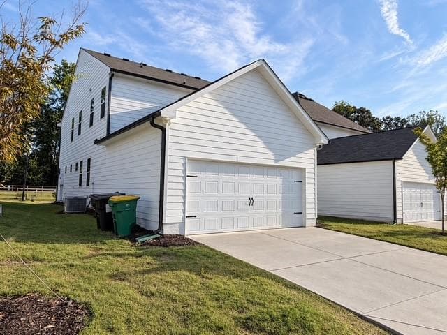4 bedroom, 3 bathroom, 2,560 sq ft single family residence for sale at 3054 Vinca Drive, Buford, GA 30519 — photo 4