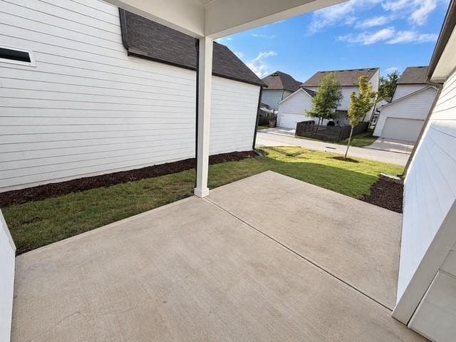 4 bedroom, 3 bathroom, 2,560 sq ft single family residence for sale at 3054 Vinca Drive, Buford, GA 30519 — photo 7