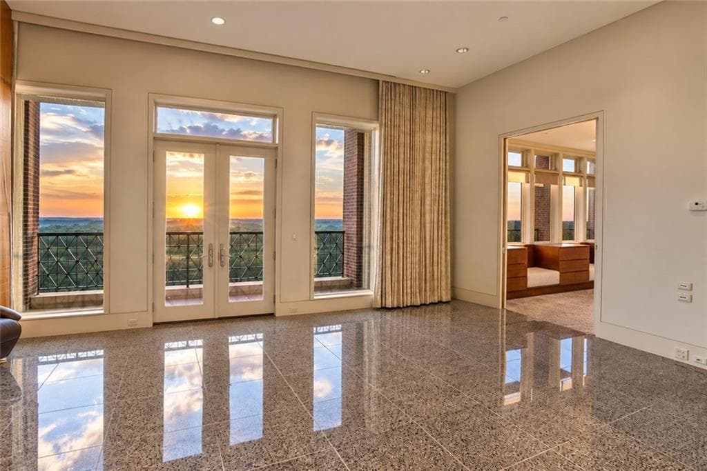3 bedroom, 5 bathroom, 6,850 sq ft condominium for sale at 2724 Peachtree Road Upper Penthouse, Atlanta, GA 30305 — photo 10