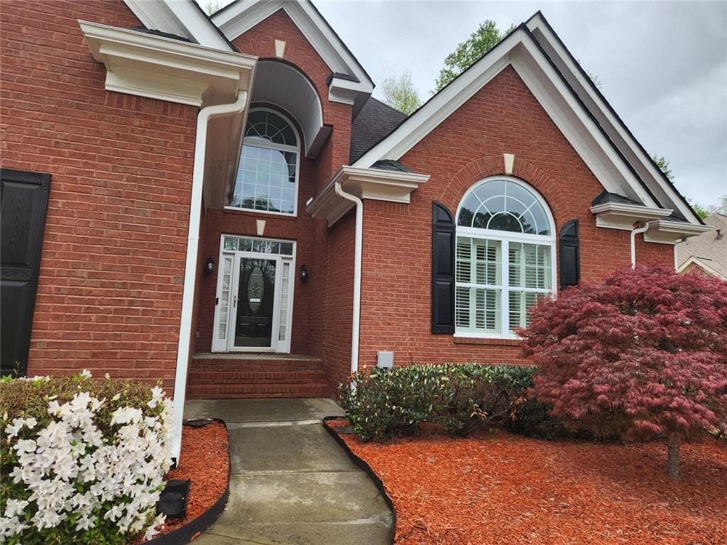5 bedroom, 4 bathroom, 3,168 sq ft single family residence for sale at 165 Tara Boulevard, Loganville, GA 30052 — photo 3