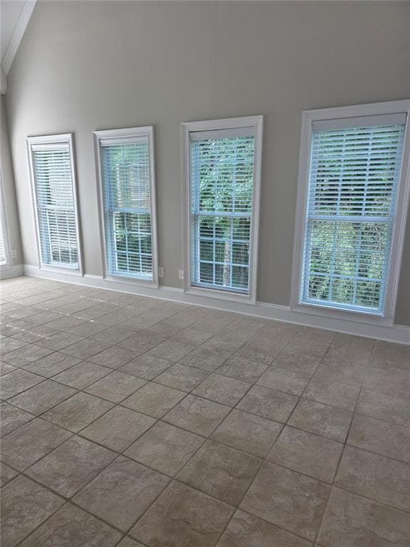 5 bedroom, 4 bathroom, 3,168 sq ft single family residence for sale at 165 Tara Boulevard, Loganville, GA 30052 — photo 9