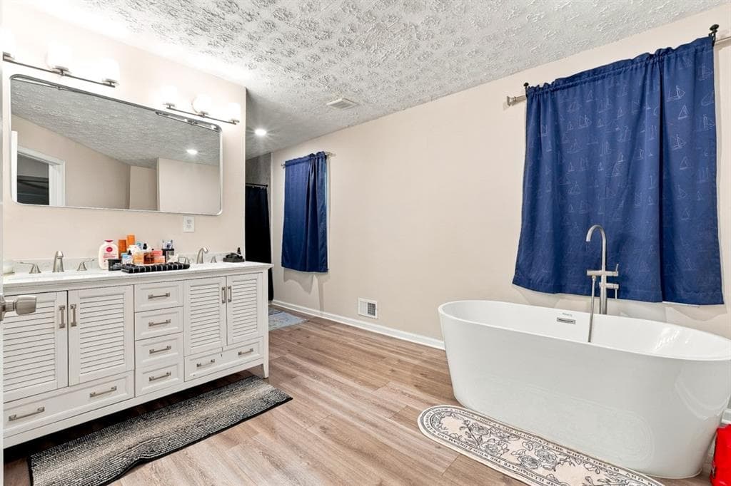 4 bedroom, 3 bathroom, 2,904 sq ft single family residence for sale at 5671 Tracy Drive, Mableton, GA 30126 — photo 7