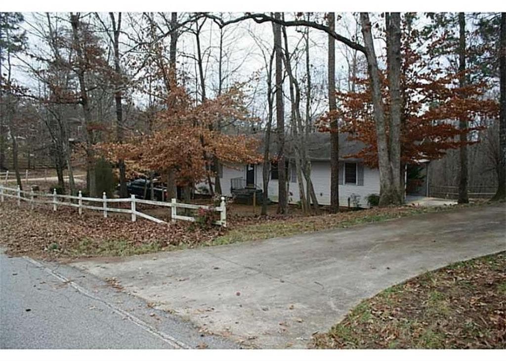 home for sale at 3211 Country Lane, Gainesville, GA