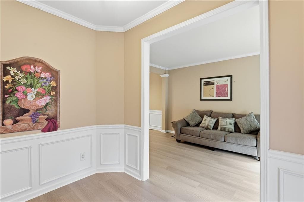 4 bedroom, 3 bathroom, 2,985 sq ft single family residence for sale at 2470 Chandler Grove Dr., Buford, GA 30519 — photo 5