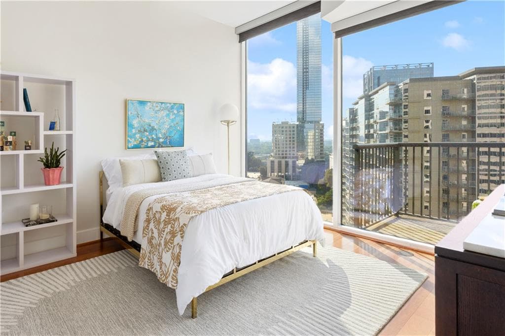 1 bedroom, 1 bathroom, 879 sq ft condominium for sale at 1080 Peachtree Street 1916, Atlanta, GA 30309 — photo 4