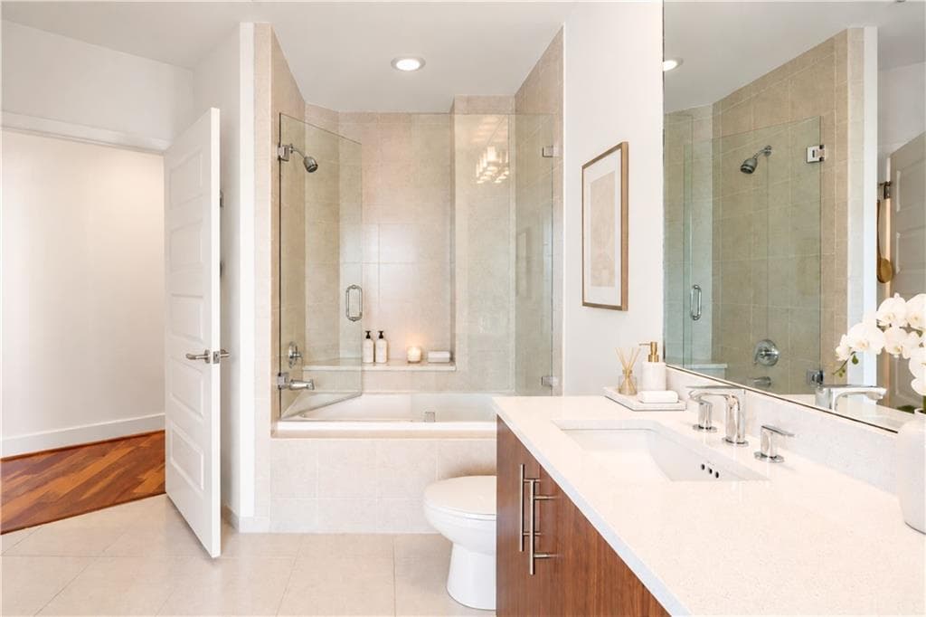 1 bedroom, 1 bathroom, 879 sq ft condominium for sale at 1080 Peachtree Street 1916, Atlanta, GA 30309 — photo 5