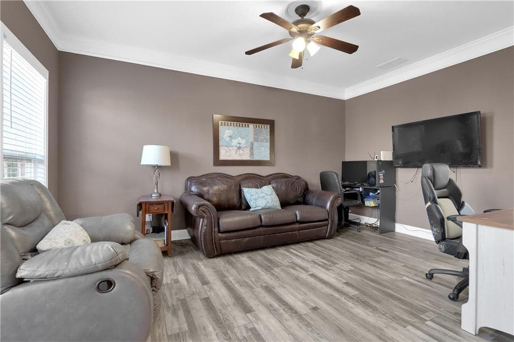 6 bedroom, 3 bathroom, 3,193 sq ft single family residence for sale at 4207 Reynolds Place, Buford, GA 30518 — photo 6
