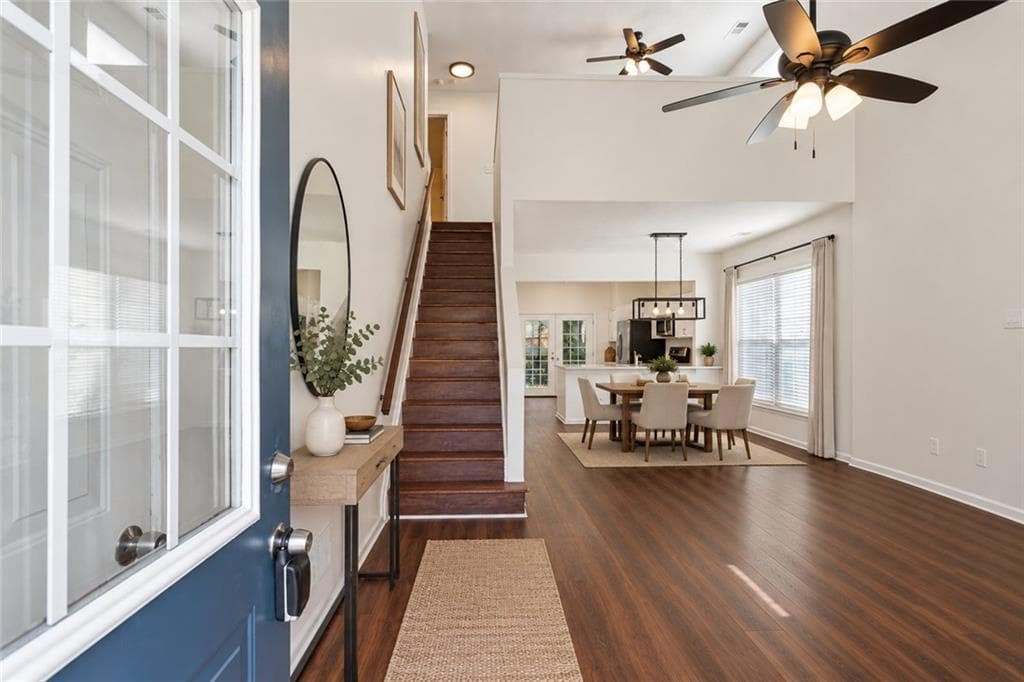 3 bedroom, 3 bathroom, 1,670 sq ft single family residence for sale at 1628 Woodsford Road, Kennesaw, GA 30152 — photo 3