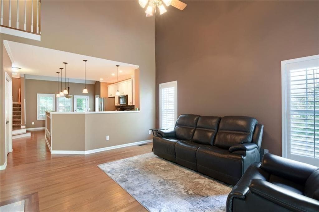 4 bedroom, 3 bathroom, 2,798 sq ft single family residence for sale at 128 Monterey Drive, Peachtree City, GA 30269 — photo 4